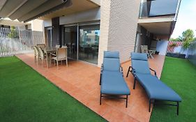 Differentflats Paradise Village Families